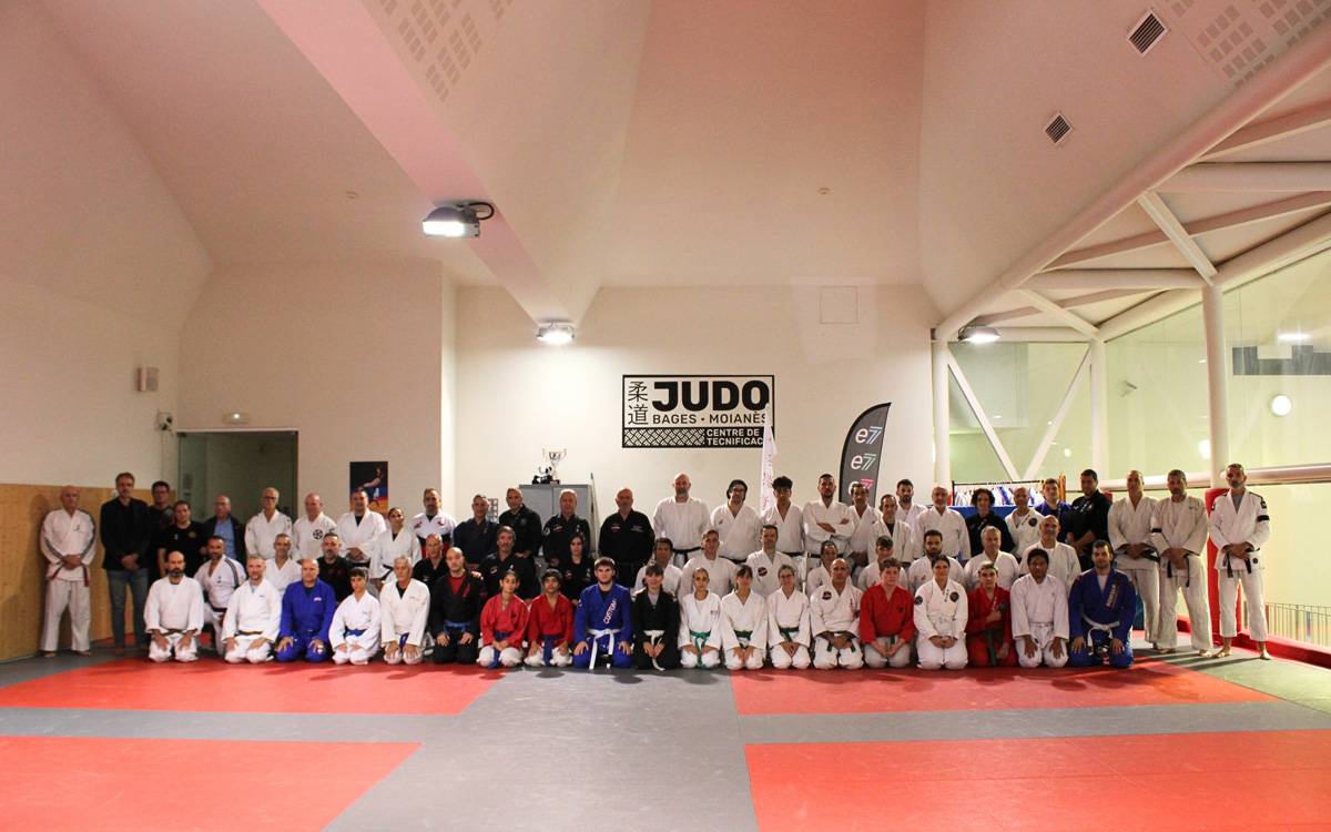 Una norantena de practicants honora Carles Vilajosana amb 12 hores de jujitsu a Manresa
