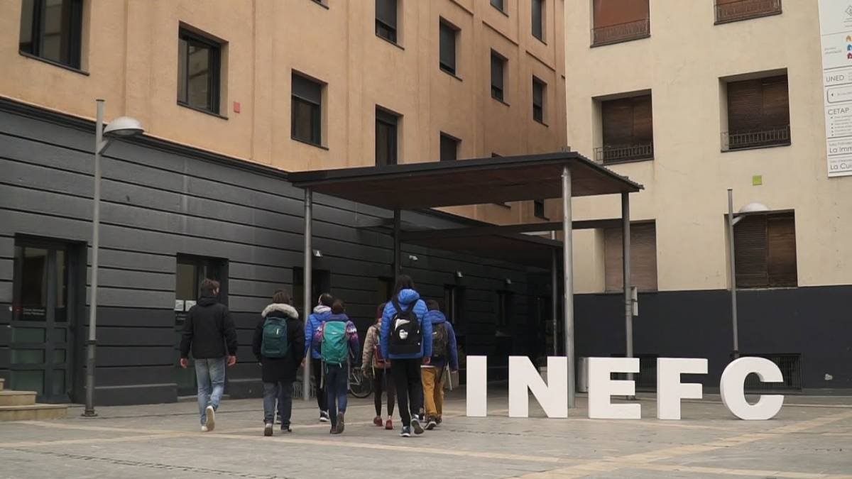Novatada extrema: quatre estudiants d'INEFC acaben a l'hospital per intoxicació etílica a la Seu d'Urgell