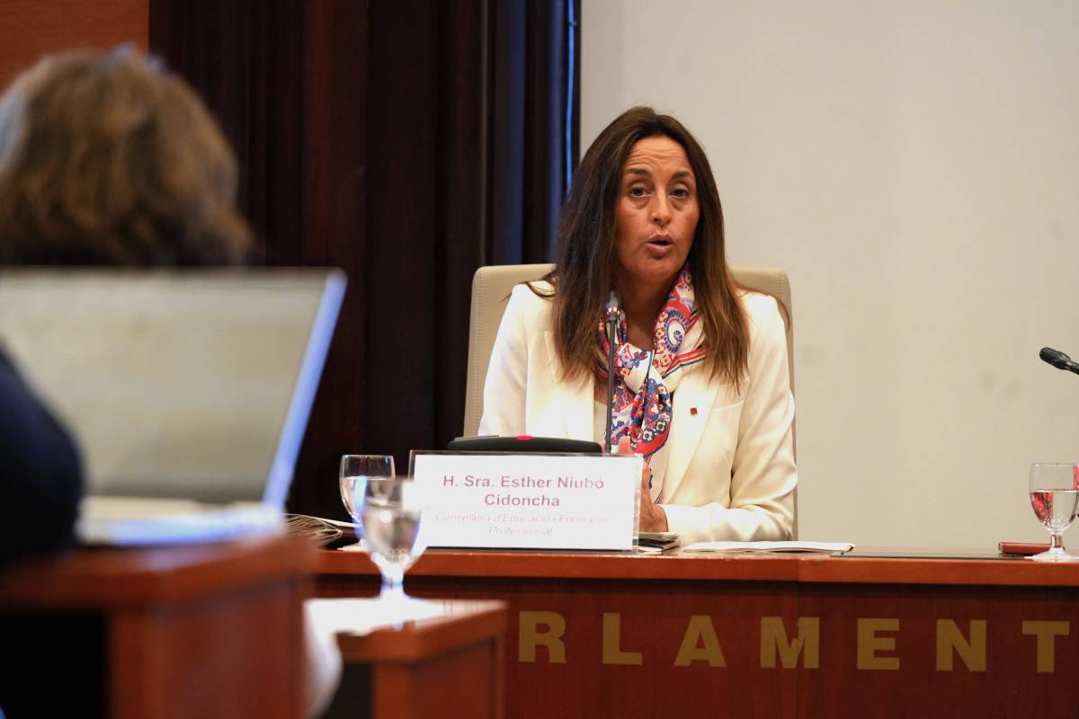 Niubó s'aferra al gran debat d'Illa per esvair els dubtes sobre la revisió de la inclusiva