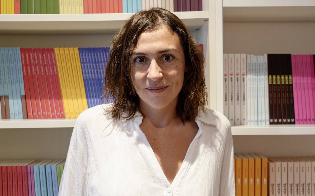 «Punt de no retorn», la nova novel·la de Maria Climent sobre la pressió estètica i la crisi dels 40