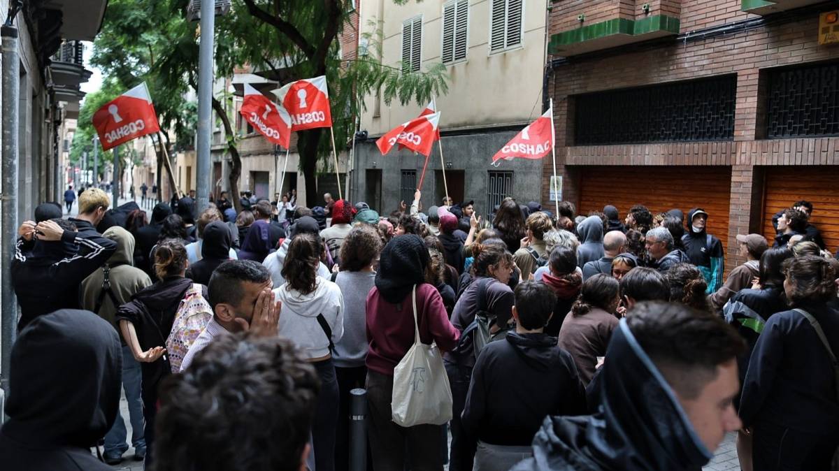 Mobilització a Barcelona contra un macrodesnonament amb menors d'edat (a l'espera del nou decret)