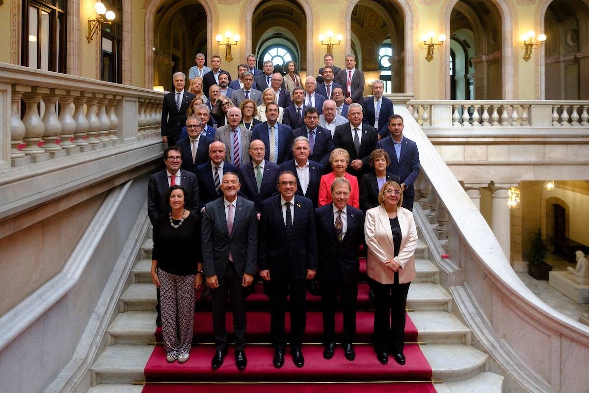 El Parlament aprova l'esperada Llei de Cambres: "Al final ho hem aconseguit"