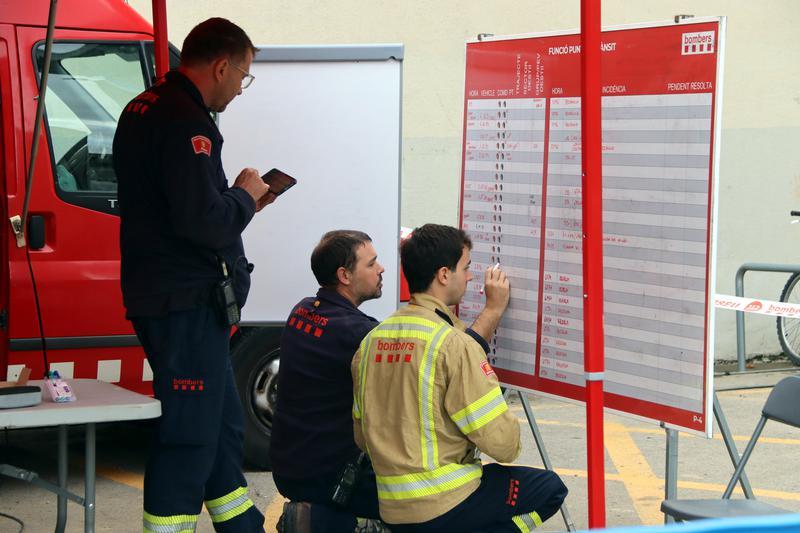 Bombers de Sabadell es bolquen en la recerca del menor desaparegut a Granollers durant el temporal