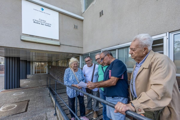 El barracó que va servir de primera pedra per a l'atenció mèdica d'un poble