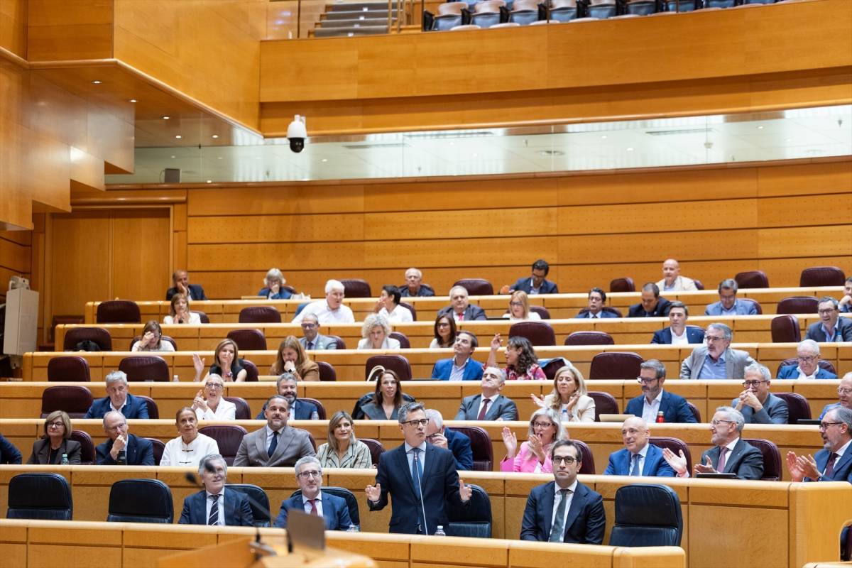 El PSOE estudia presentar-se conjuntament amb les esquerres per disputar el Senat al PP