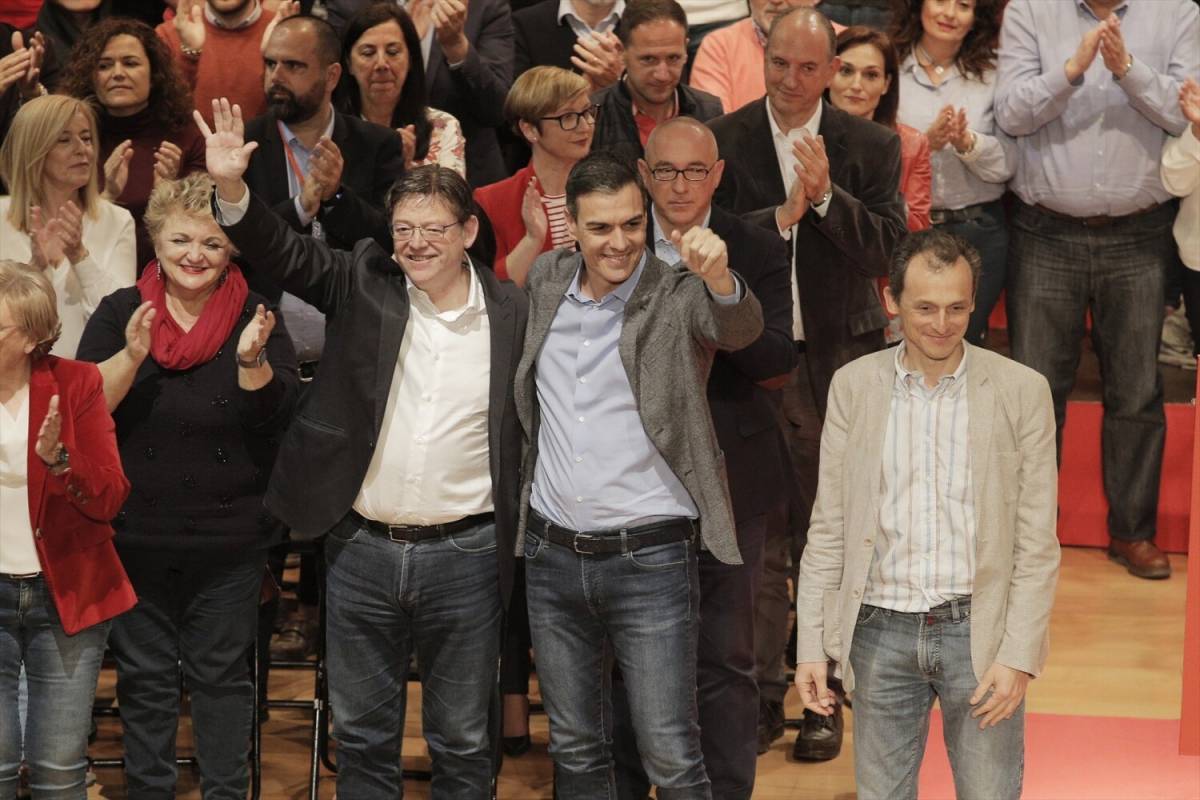 Ximo Puig, Pedro Sánchez i Pedro Duque en un míting de 2019, quan l?astronauta era el cap de llista del PSOE al Congrés - Europa Press Ximo Puig, Pedro Sánchez i Pedro Duque en un míting de 2019, quan l?astronauta era el cap de llista del PSOE al Congrés