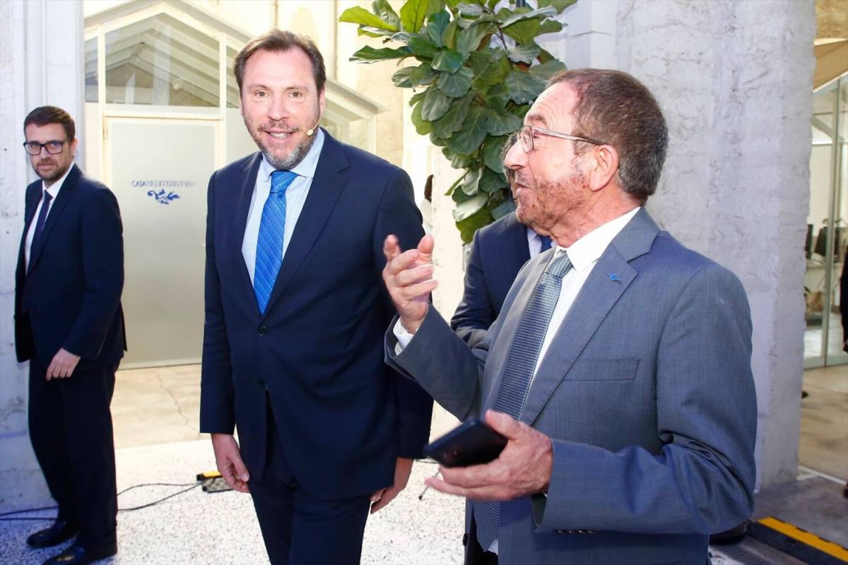 Óscar Puente, en una de les freqüents visites institucionals com a ministre a Alacant, en aquest cas a Casa Mediterrani - Europa Press Óscar Puente, en una de les freqüents visites institucionals com a ministre a Alacant, en aquest cas a Casa Mediterrani