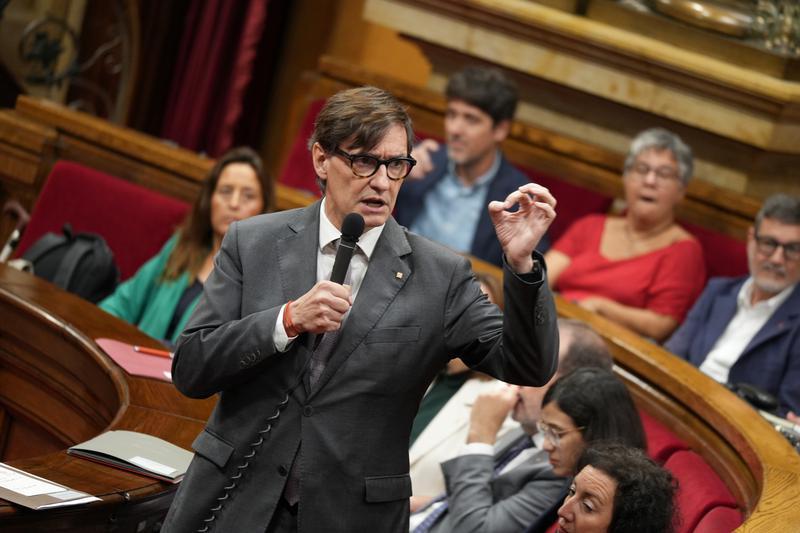 Illa acusa «el gran diner» de voler fer negoci amb les pensions