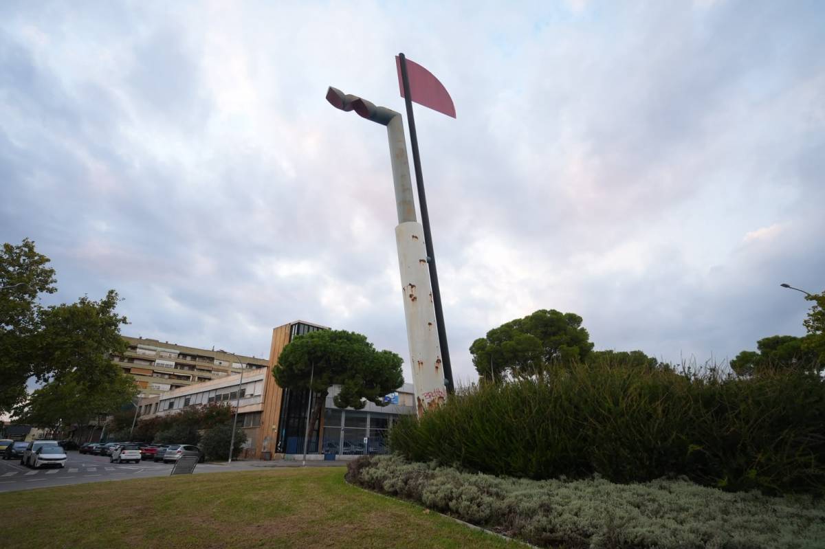 L’escultura ‘Campoamor’ de Benet Ferrer: pendent de rehabilitació