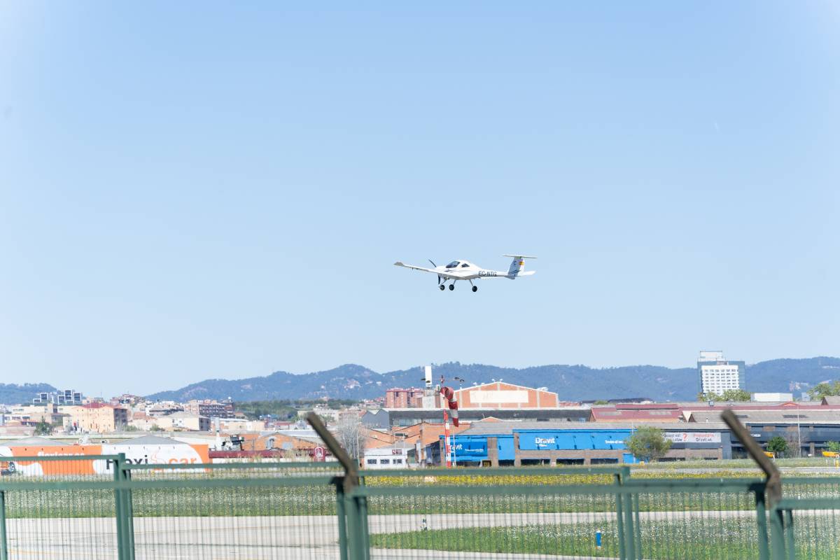 Les inversions pendents a l’Aeroport: Dora III i Pla Director
