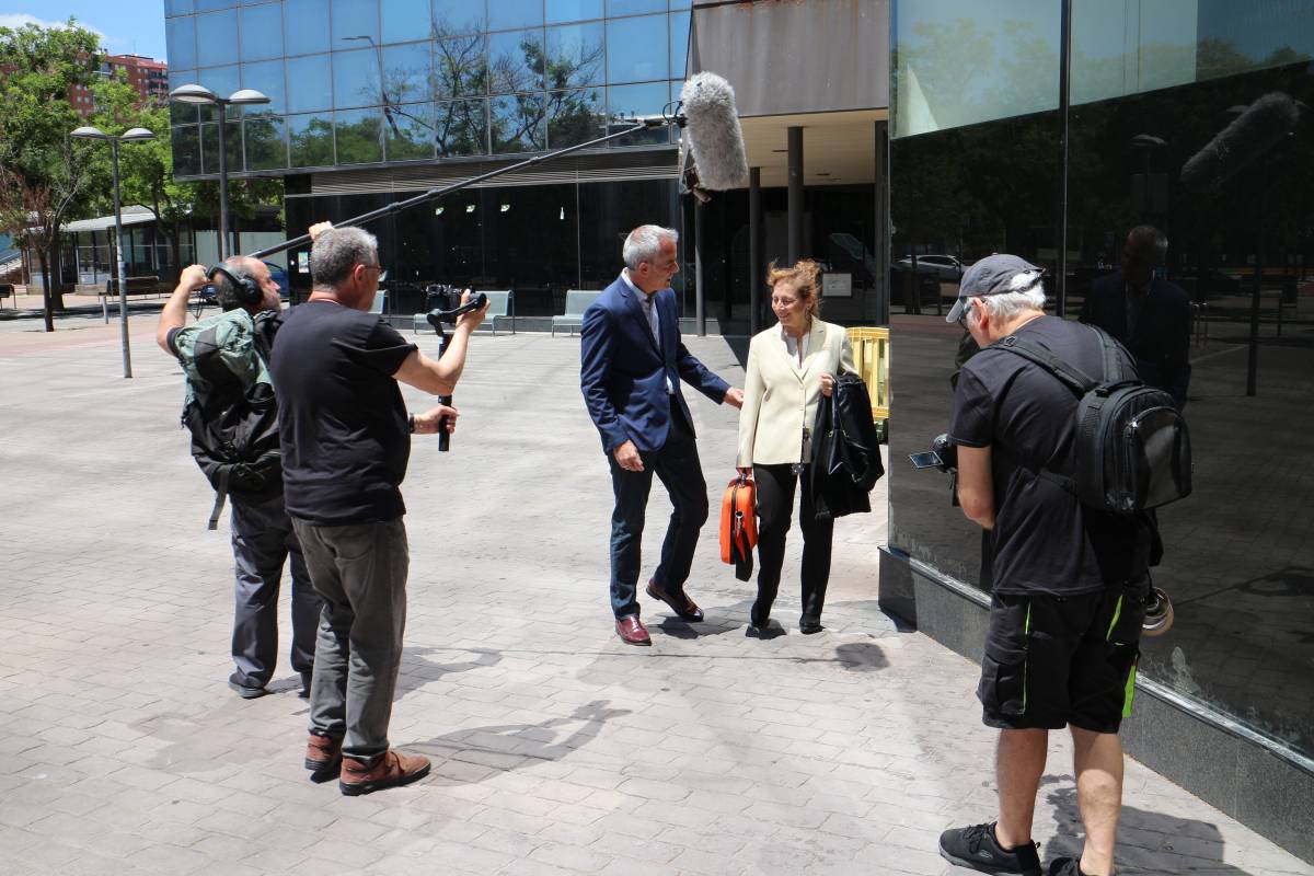 Rodatge del film `Ho sé tot` a fora dels Jutjats de Sabadell