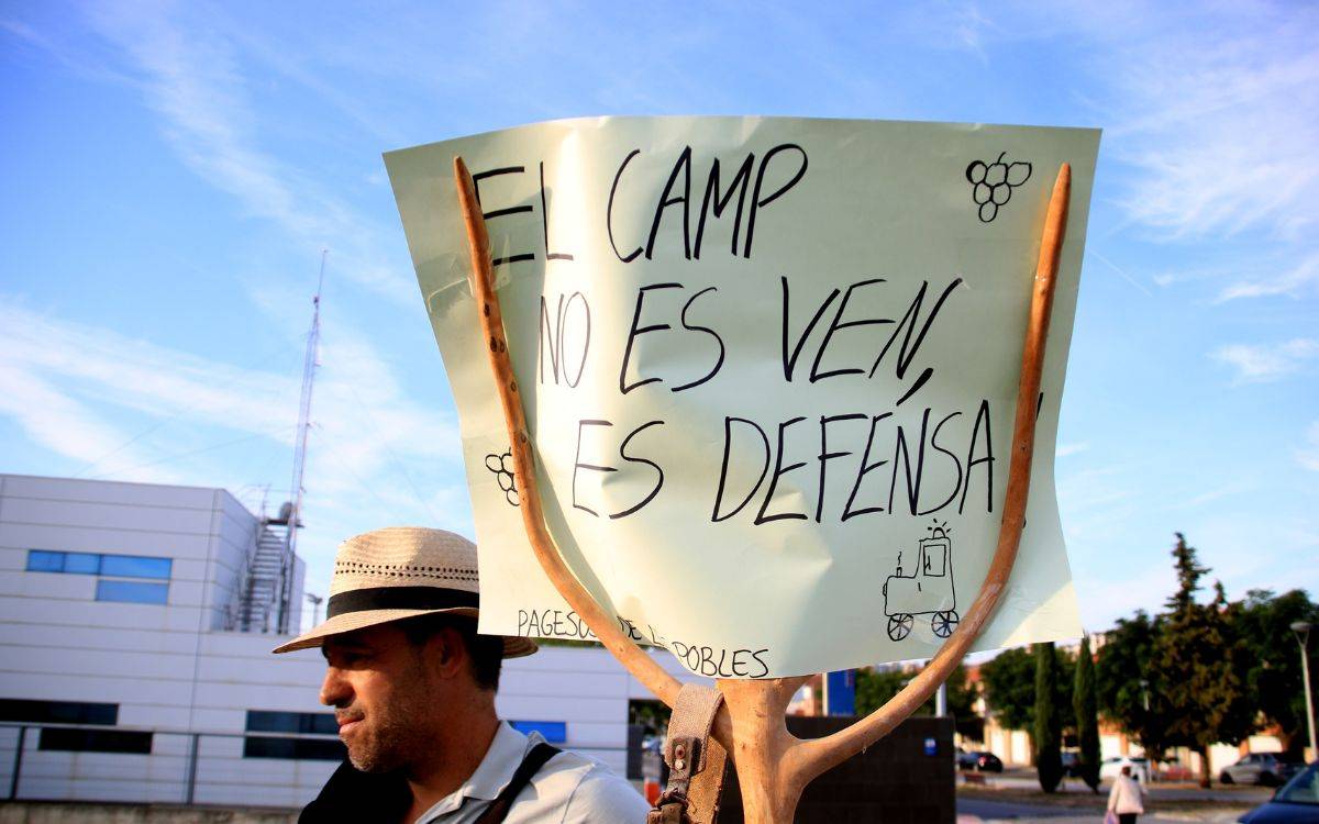 Els pagesos del Camp de Tarragona marxen cap a Barcelona per reclamar mesures que assegurin el seu futur