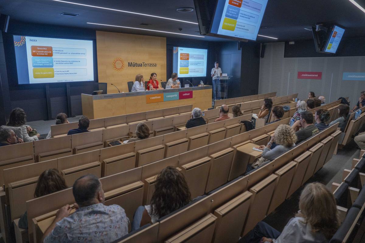La jornada centrada en la covid persistent a MútuaTerrassa - Nebridi Aróztegui