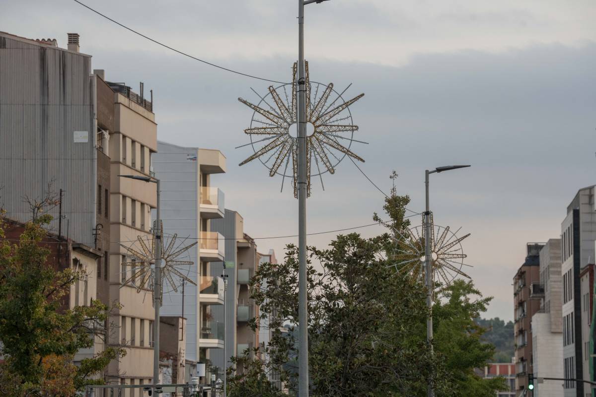 El Nadal arriba, poc a poc, a Terrassa: comença la instal·lació d'enllumenat