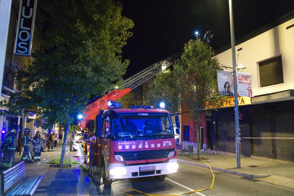 Bombers en el lloc dels fets - NEBRIDI ARÓZTEGUI