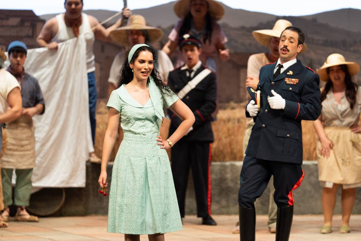 FOTOS | Gran estrena de 'L'elisir d'amore' a la Faràndula
