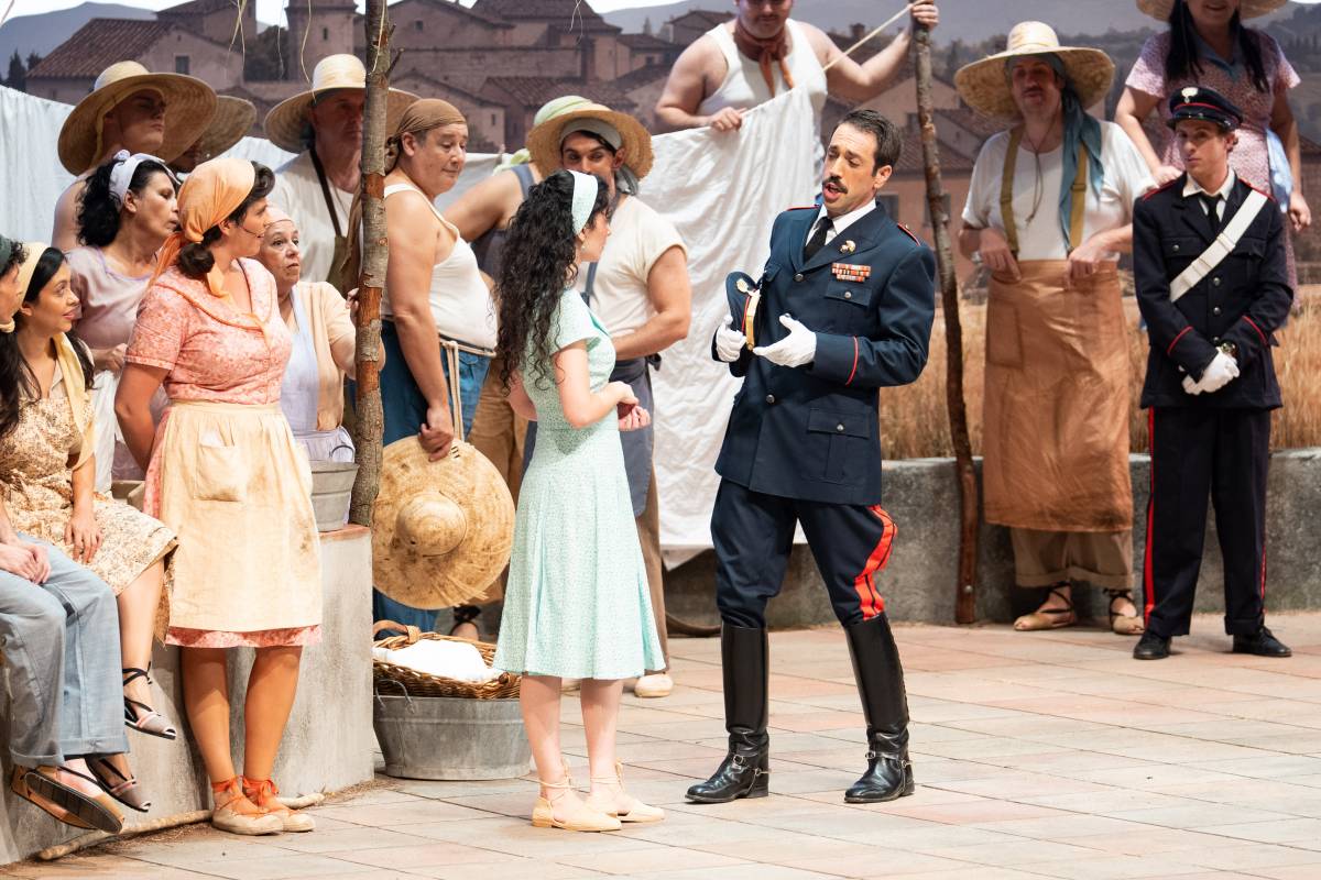 Estrena de la 39a temporada d`òpera, amb `L`Elisir d`amore` a la Faràndula - DAVID CHAO Estrena de la 39a temporada d`òpera, amb `L`Elisir d`amore` a la Faràndula