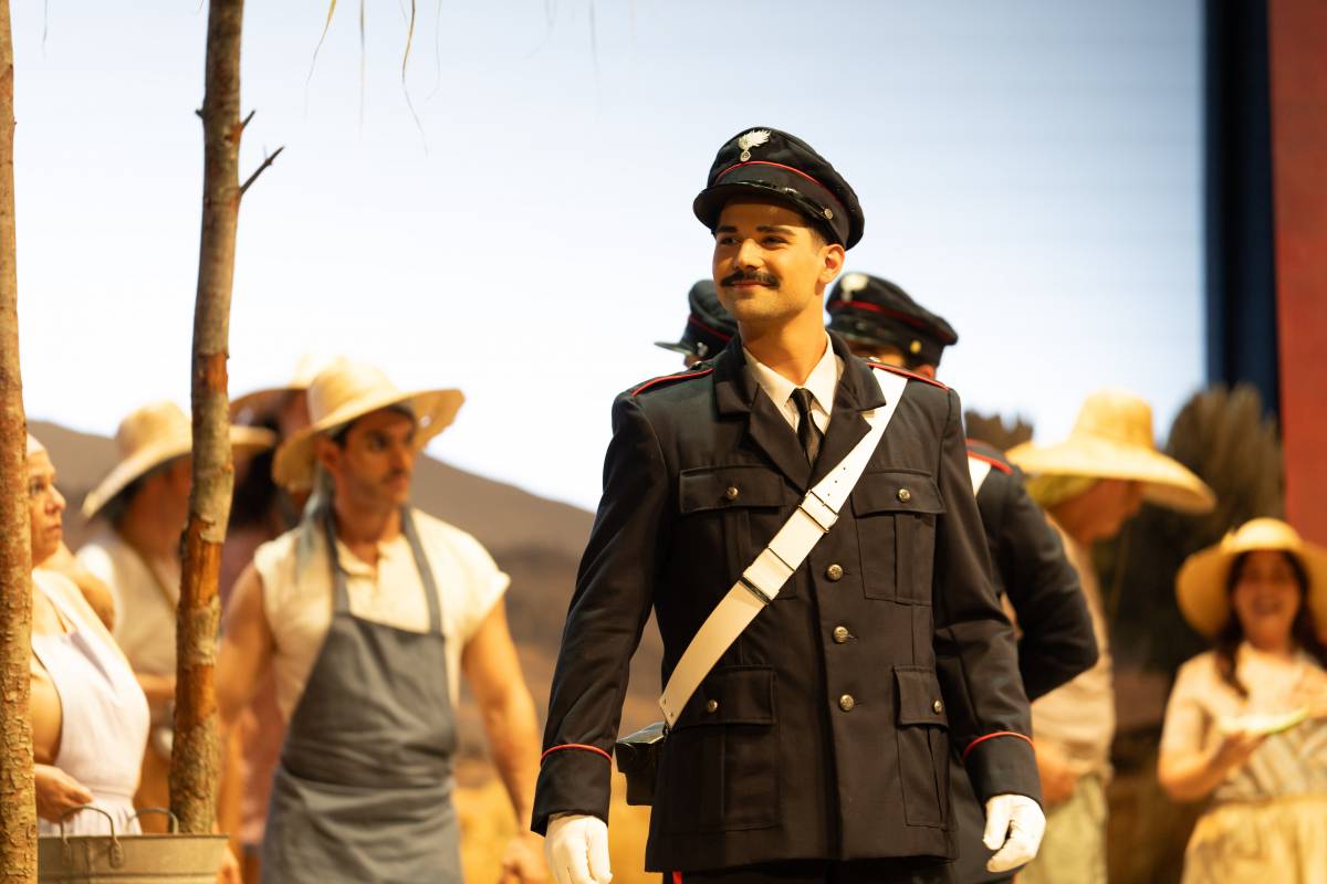 Estrena de la 39a temporada d`òpera, amb `L`Elisir d`amore` a la Faràndula - DAVID CHAO Estrena de la 39a temporada d`òpera, amb `L`Elisir d`amore` a la Faràndula