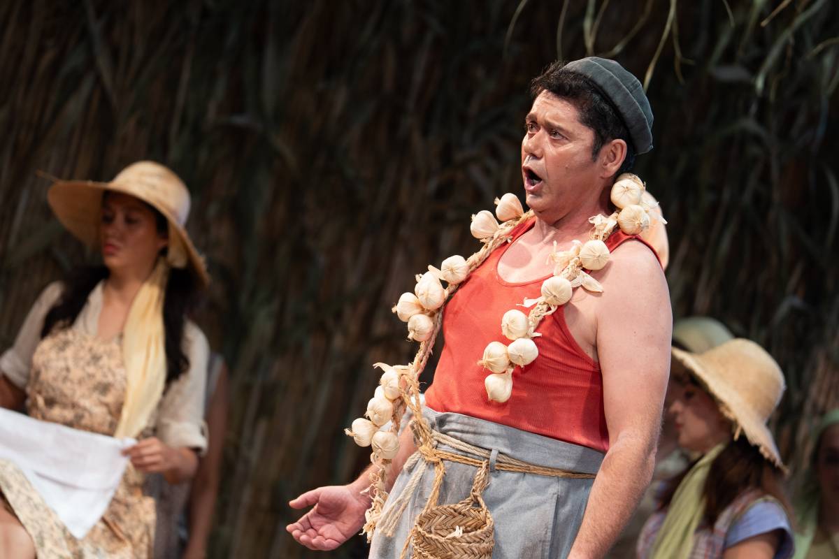 Estrena de la 39a temporada d`òpera, amb `L`Elisir d`amore` a la Faràndula - DAVID CHAO Estrena de la 39a temporada d`òpera, amb `L`Elisir d`amore` a la Faràndula