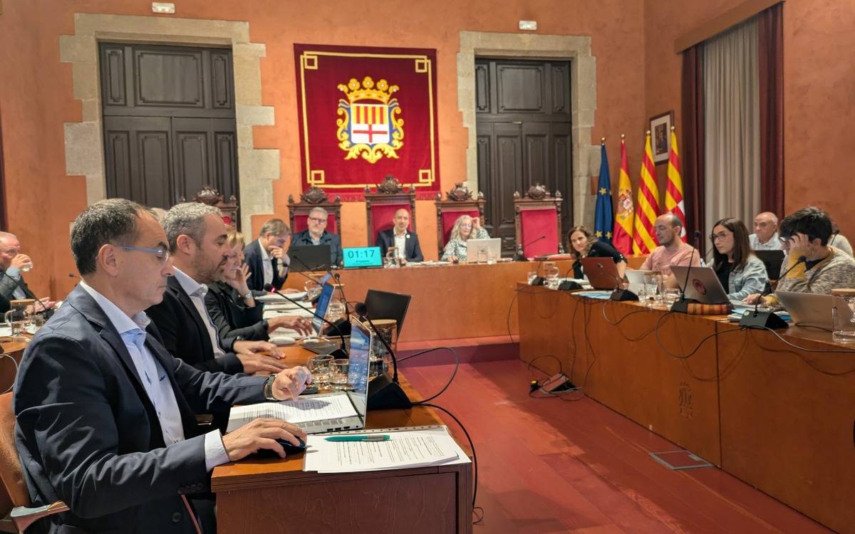 Manresa aprova les ordenances fiscals del 2027 enmig d'un xoc per la taxa de residus