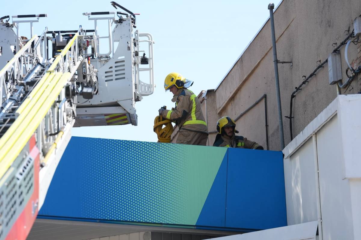 Incendi en una gasolinera de Sabadell