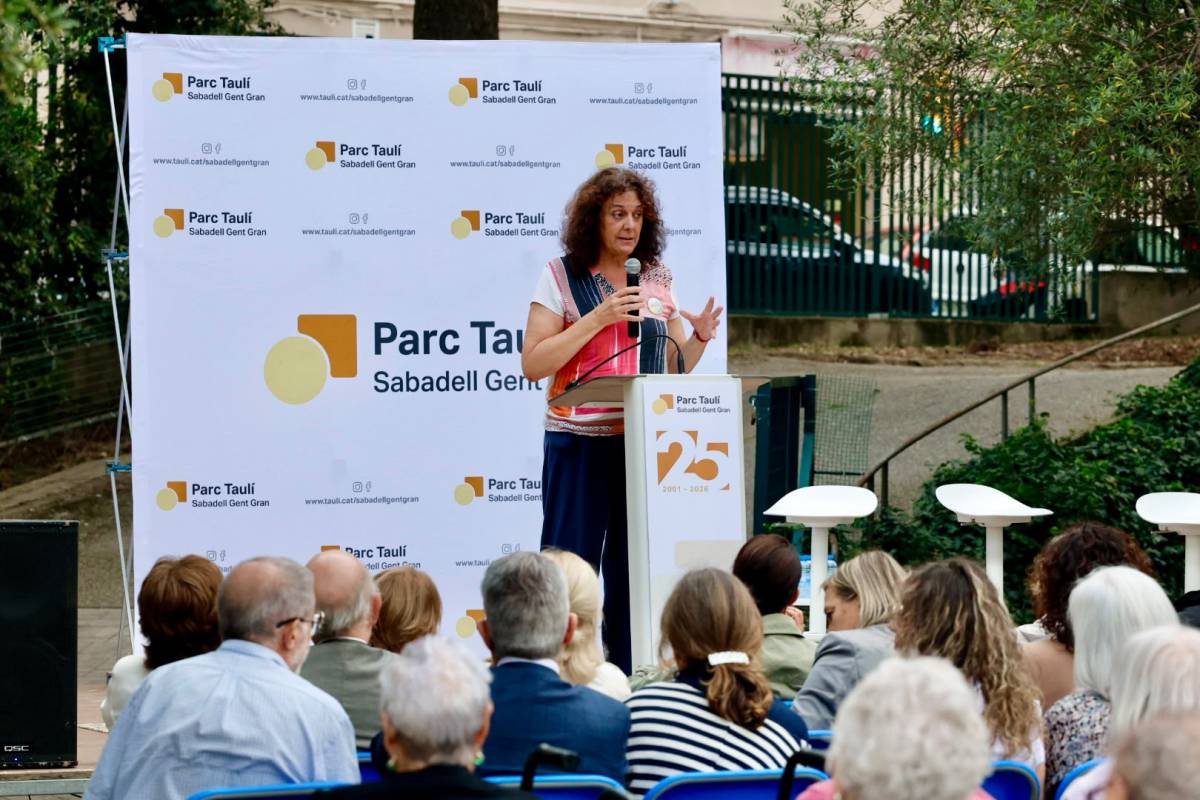 Sabadell Gent Gran celebra el seu 25è aniversari - Juanma Peláez Sabadell Gent Gran celebra el seu 25è aniversari