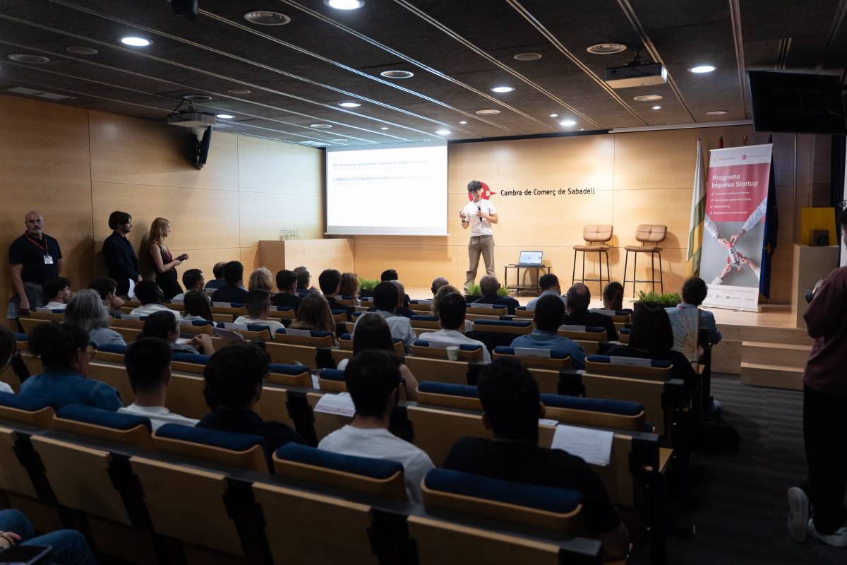 L'acte de cloenda es va celebrar a l'auditori de la Cambra de Comerç - D. CHAO