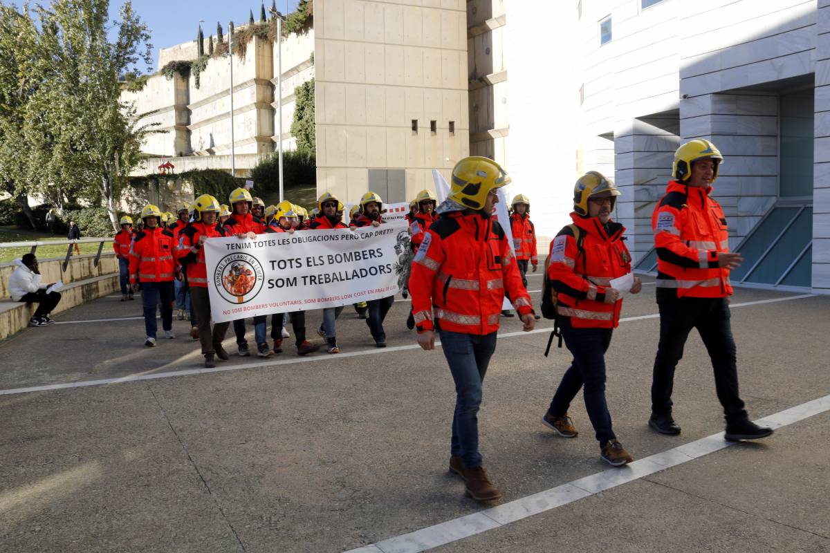 Recusen el jutge de Lleida que ha assumit la macrodemanda dels bombers voluntaris pels seus vincles amb la UGT