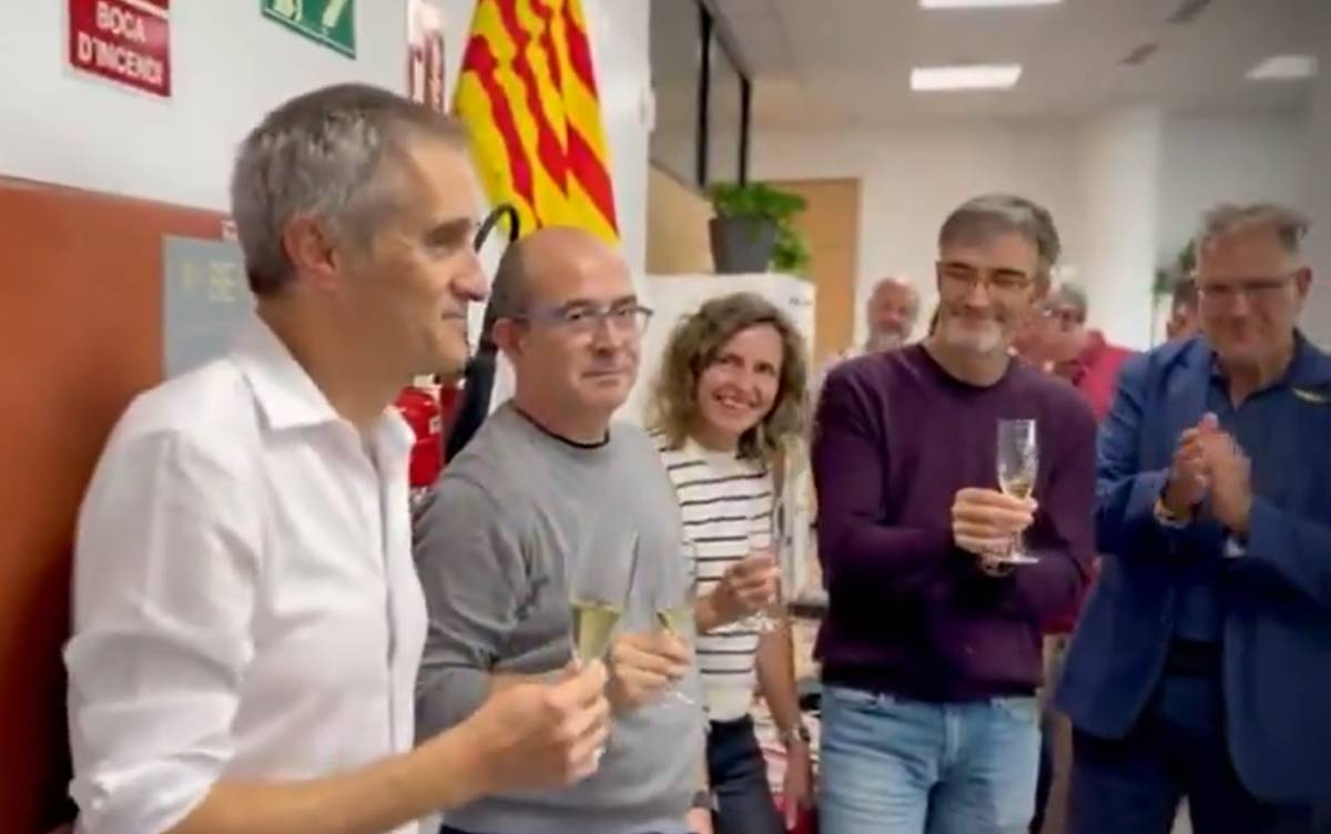 Joan Carles Peris es jubila: emotiu comiat (amb llàgrimes) de la redacció de TV3