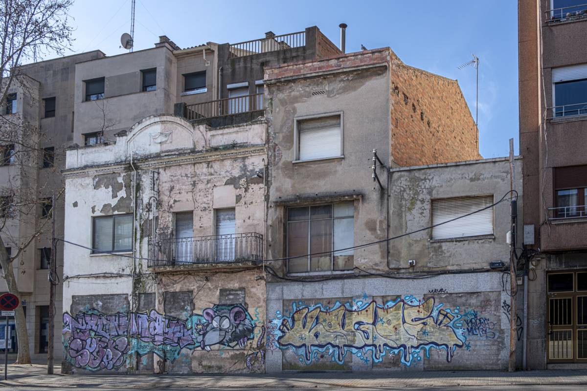 L’amor poètic a la ciutat gris plom, de naus i descampats