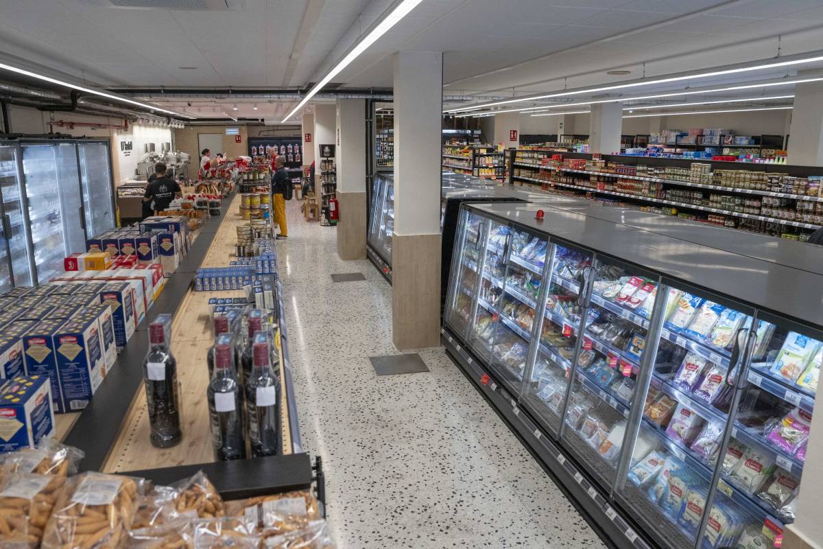 Imatge de l`interior del supermercat - NEBRIDI ARÓZTEGUI Imatge de l`interior del supermercat