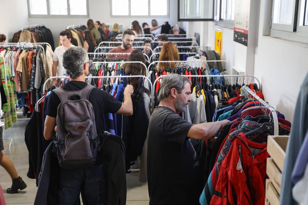 La primera edició del Market Vintage ecosocial de Sabadell - VÍCTOR CASTILLO La primera edició del Market Vintage ecosocial de Sabadell