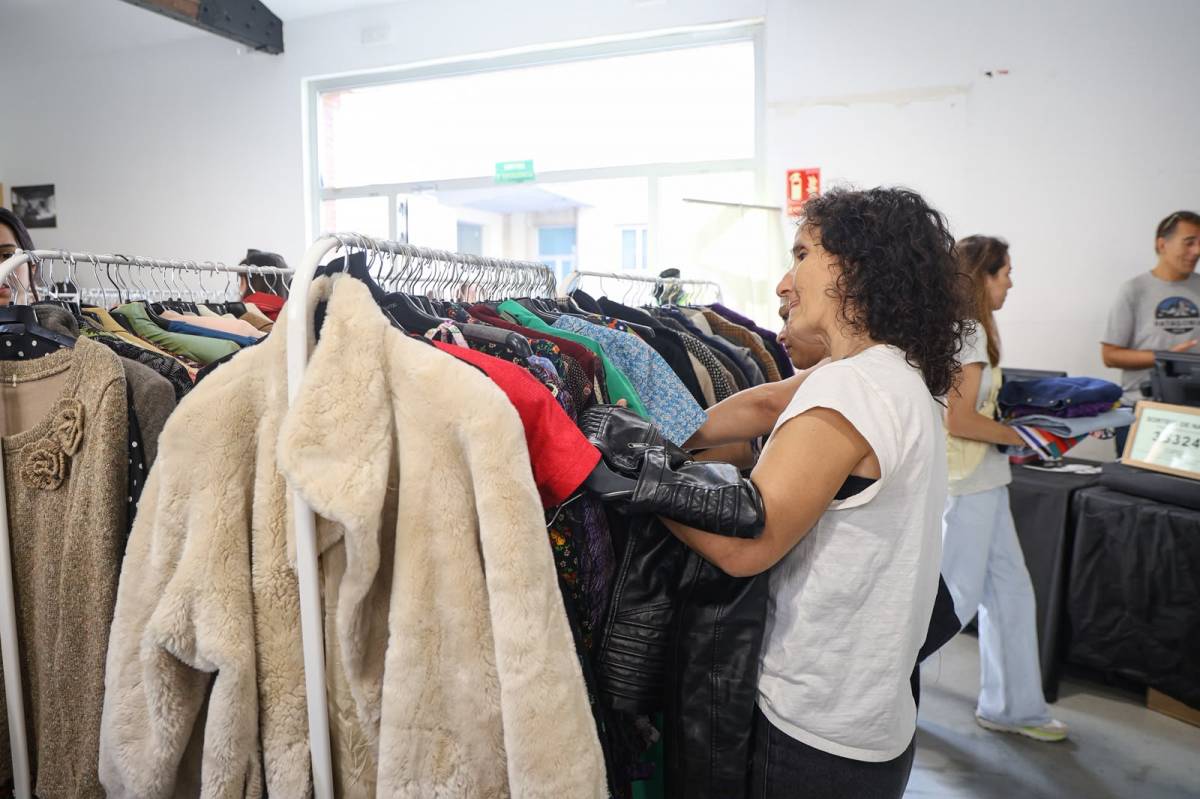 La primera edició del Market Vintage ecosocial de Sabadell - VÍCTOR CASTILLO La primera edició del Market Vintage ecosocial de Sabadell
