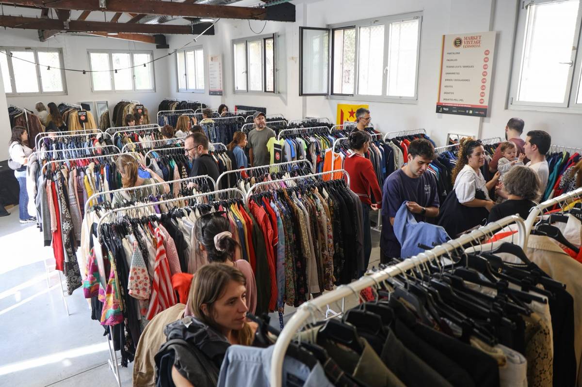 La primera edició del Market Vintage ecosocial de Sabadell - VÍCTOR CASTILLO La primera edició del Market Vintage ecosocial de Sabadell