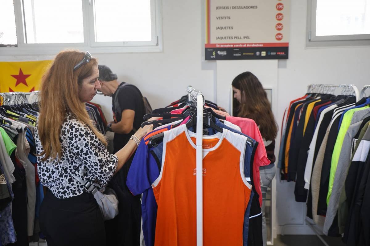 La primera edició del Market Vintage ecosocial de Sabadell - VÍCTOR CASTILLO La primera edició del Market Vintage ecosocial de Sabadell