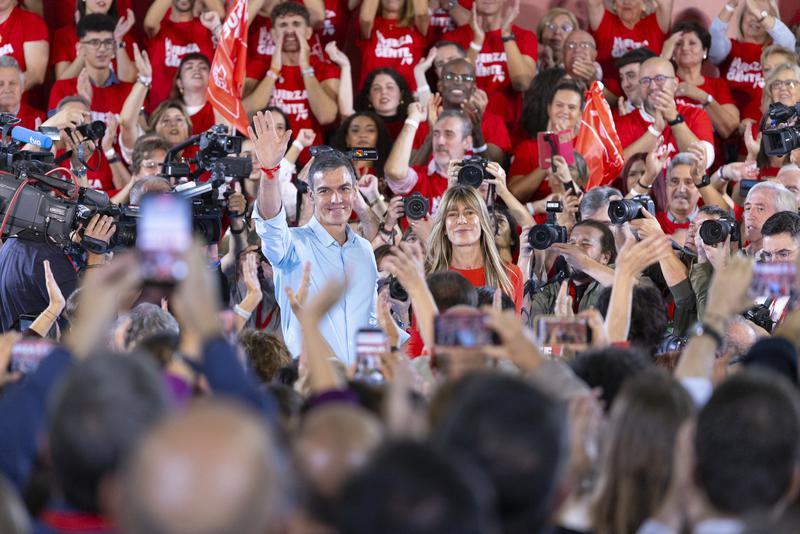 Sánchez respon als insults de Milei: «Sí, soc 'zurdo' i molt orgullós»