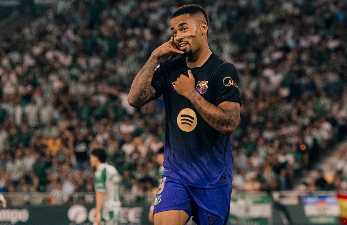 El Barça goleja el Betis i firma el millor inici de la història de la Lliga