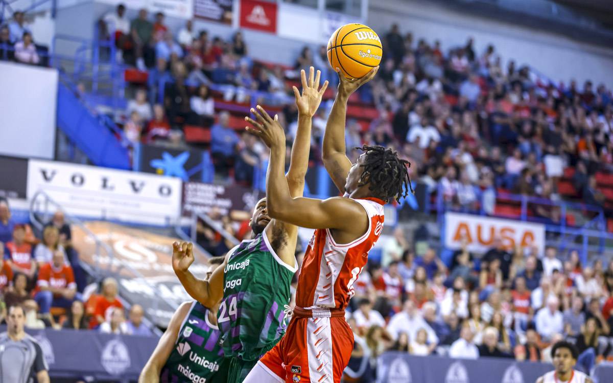 El Kids&Us Manresa tampoc pot amb l'Unicaja Màlaga (72-84)