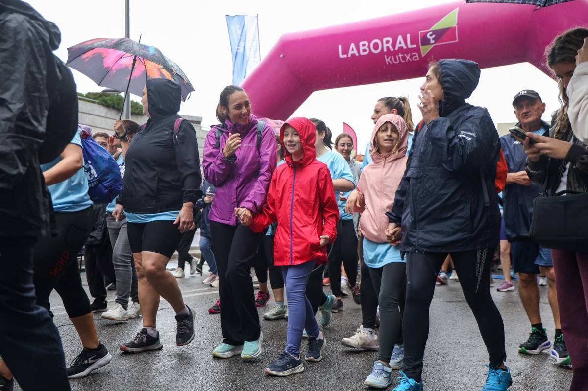 La cinquena edició de la `Race for Life` - VÍCTOR CASTILLO La cinquena edició de la `Race for Life`