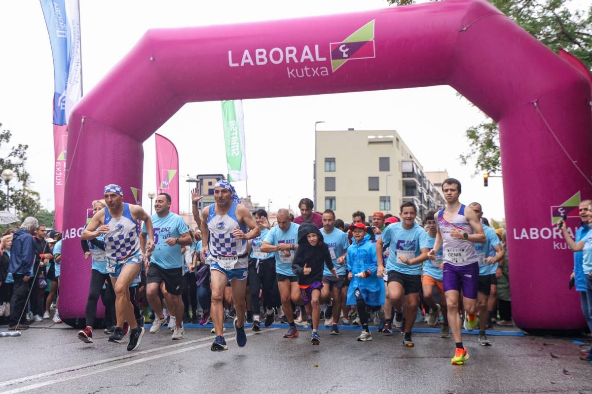 La cinquena edició de la `Race for Life` - VÍCTOR CASTILLO La cinquena edició de la `Race for Life`