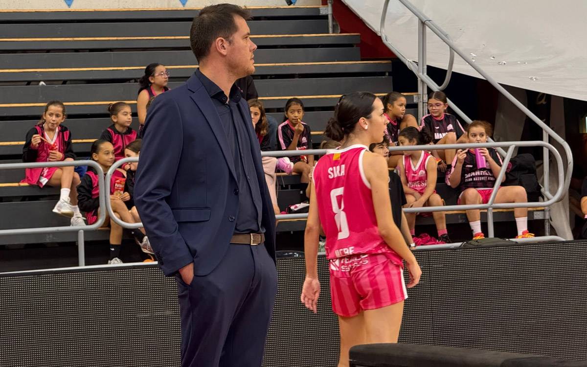 El Manresa CBF remunta al darrer quart i guanya el Segle XXI amb un ajustat 62-60