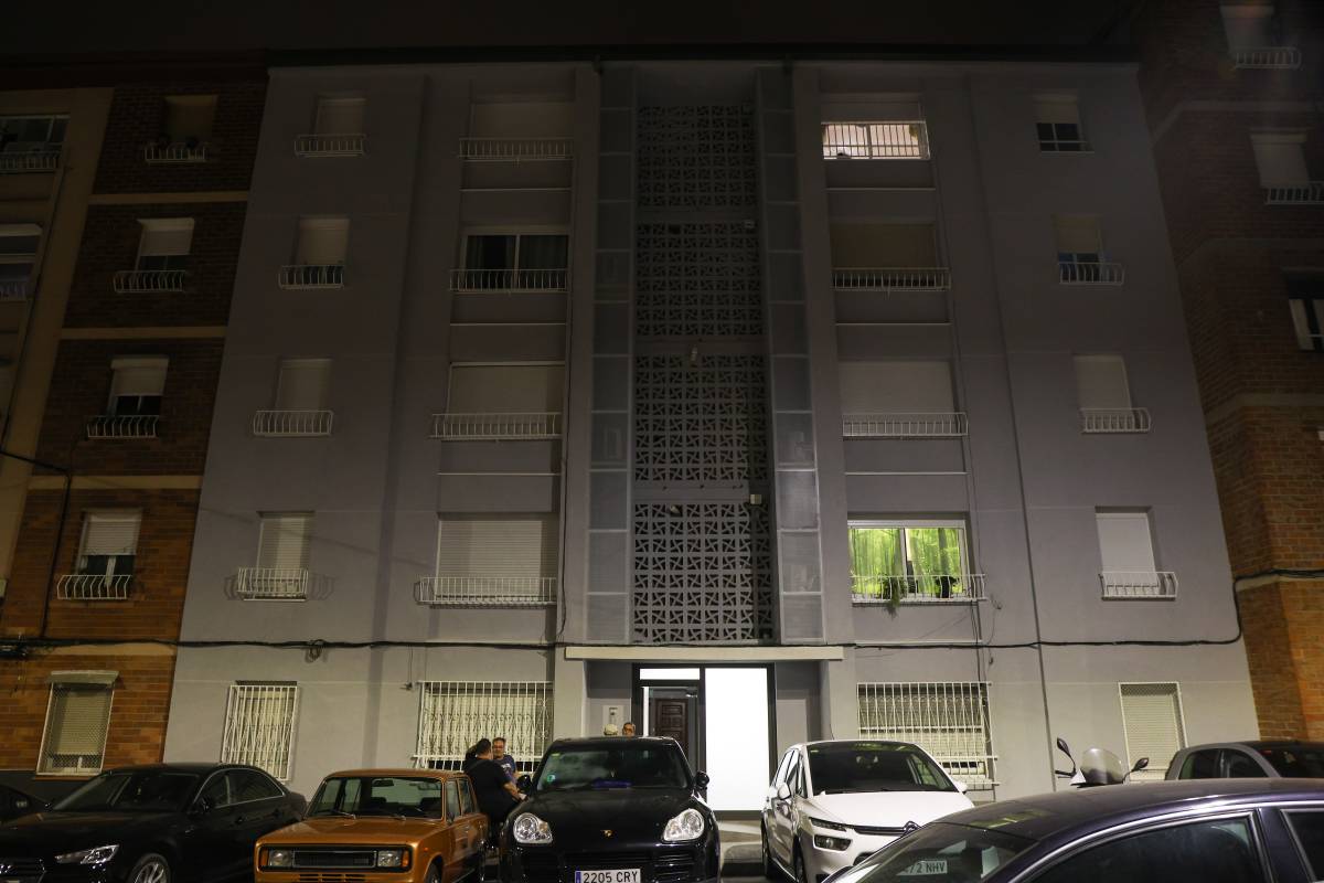 Sis dies sense llum a dos blocs de Can Rull: 29 famílies continuen afectades per la incidència elèctrica
