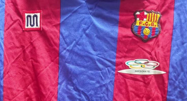 La samarreta Meyba del Barça amb el logotip de la candidatura de 92 sota l’escut