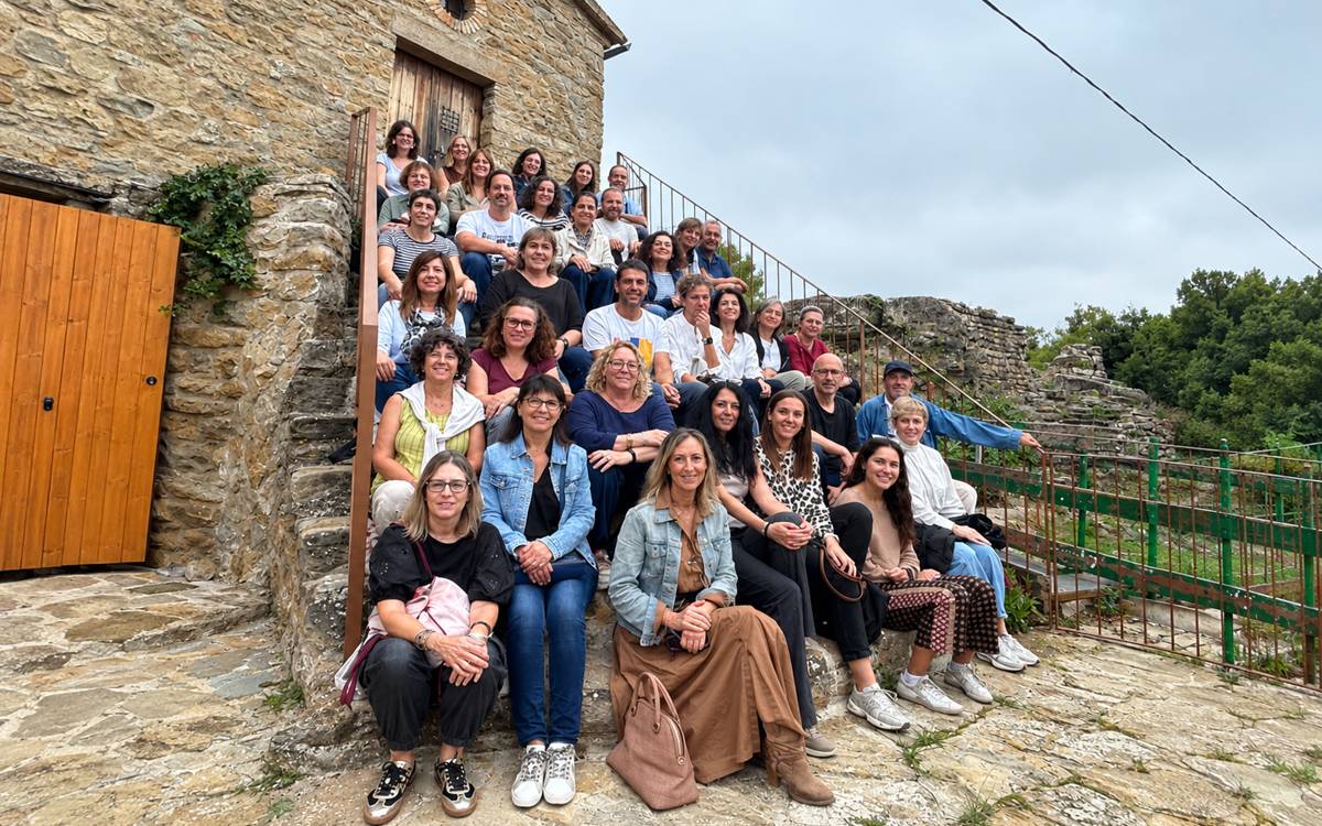 Una trentena de professionals descobreixen els recursos turístics de Sant Vicenç de Castellet