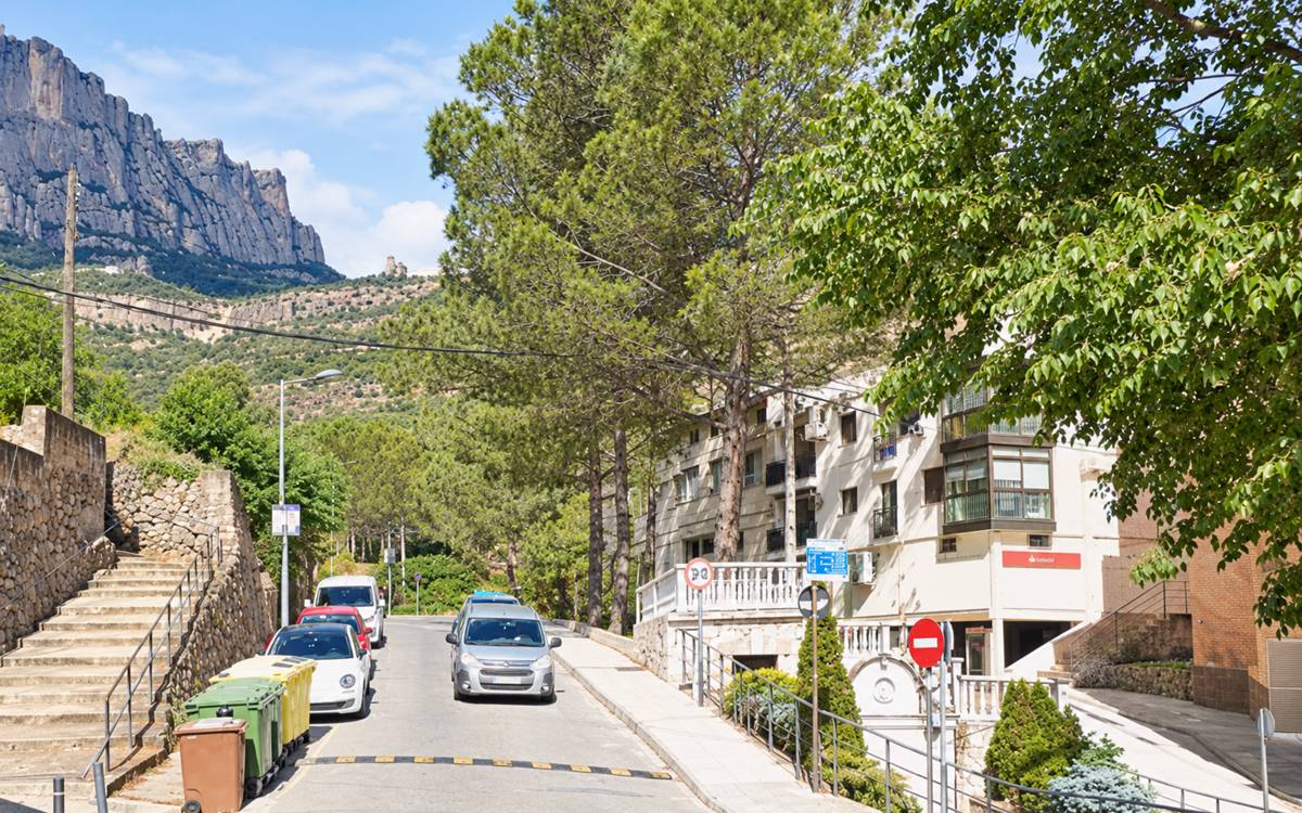 Monistrol de Montserrat inicia els treballs a les franges de protecció contra incendis forestals
