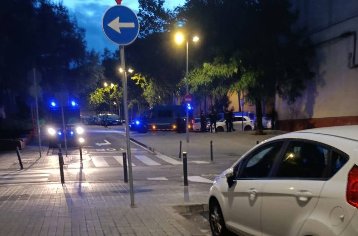 Els Mossos d'Esquadra al barri d'Espronceda de Sabadell - Cedida