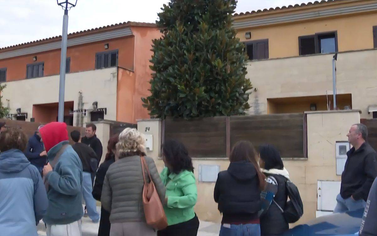 Aturen el desnonament de la germana de Lluís Gavaldà a la Riera de Gaià