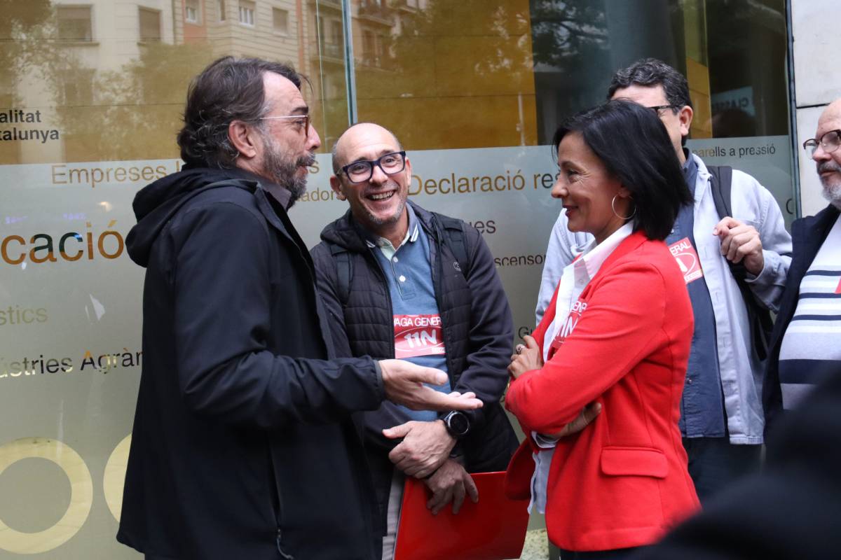 CCOO i UGT formalitzen la vaga de l'11-N amb un avís: «La classe treballadora està organitzada»