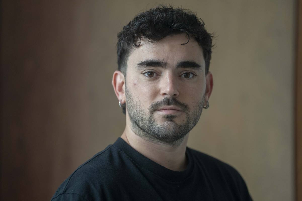 “A la televisió pots jugar amb la càmera, pots improvisar més”