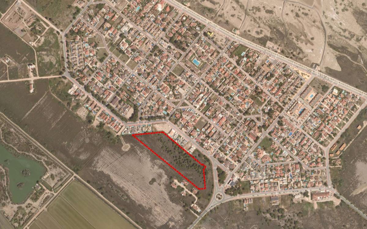 Mapa de Deltebre amb el nou sector residencial a Riumar indicat amb vermell. - Ajuntament de Deltebre Mapa de Deltebre amb el nou sector residencial a Riumar indicat amb vermell.